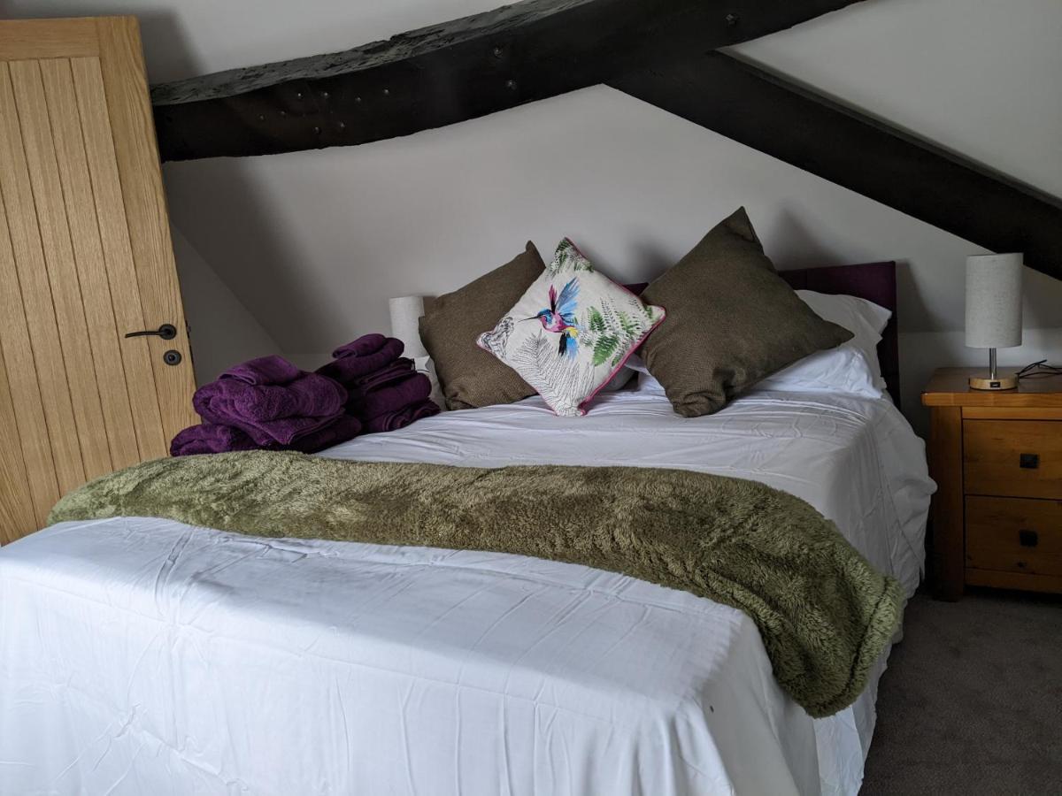 Characterful 2 bed cottage, quiet village setting Ashleworth Extérieur photo